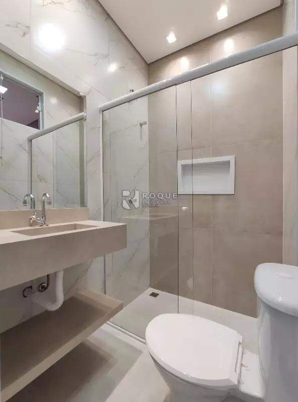 Casa Residencial à venda no bairro Jardim Morro Azul: Banheiro social