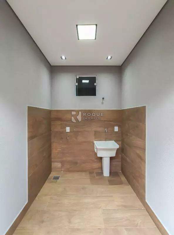 Casa Residencial à venda no bairro Jardim Morro Azul: Lavanderia 