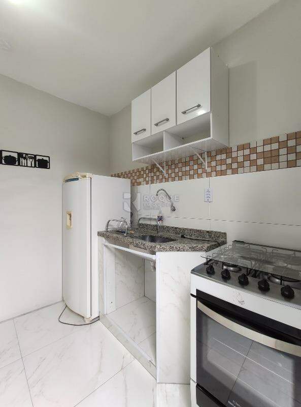 Casa Residencial para aluguel no bairro Parque Nossa Senhora das Dores: Cozinha