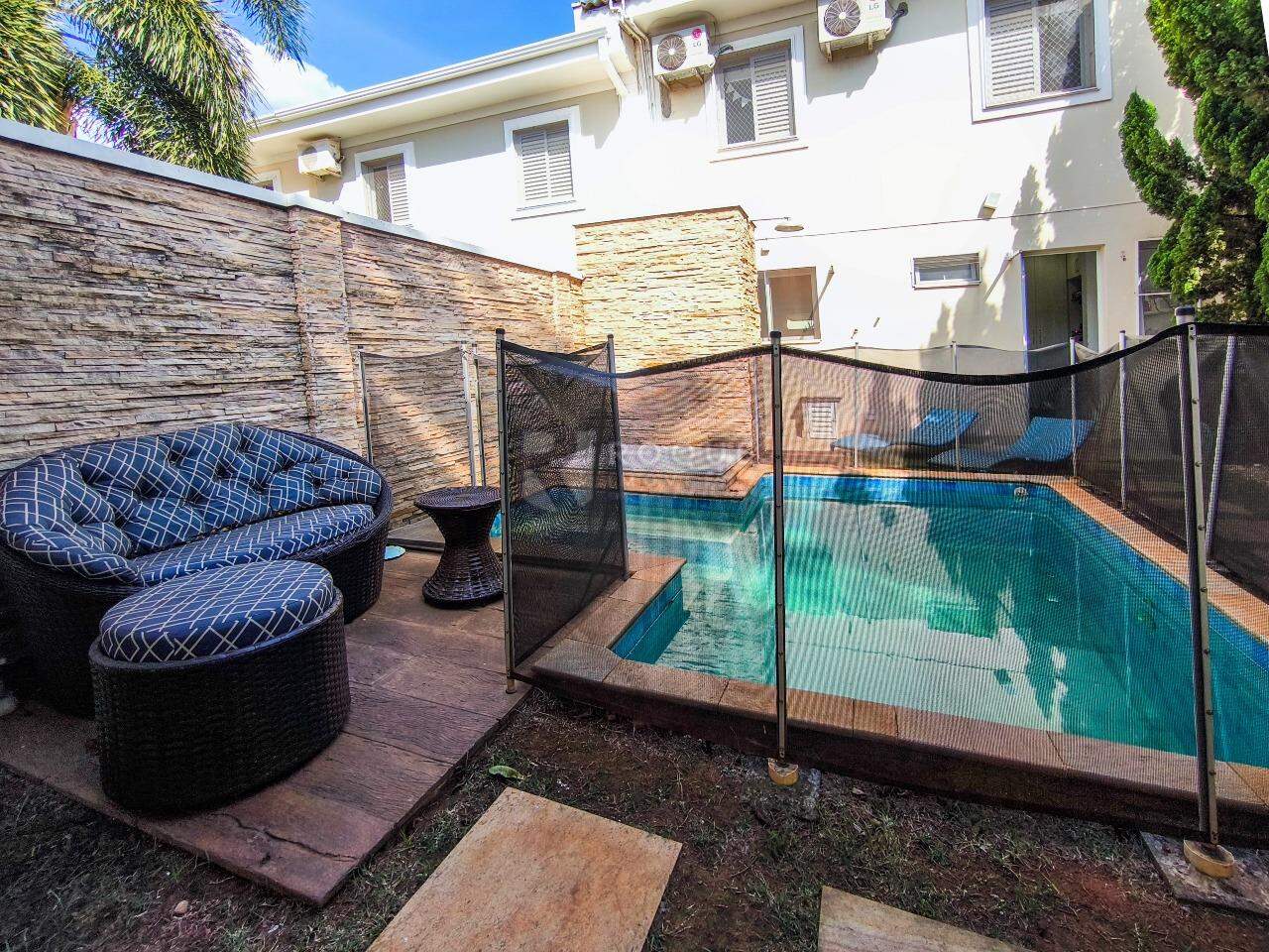 Casa em condomínio à venda no bairro Jardim Aquárius: PISCINA
