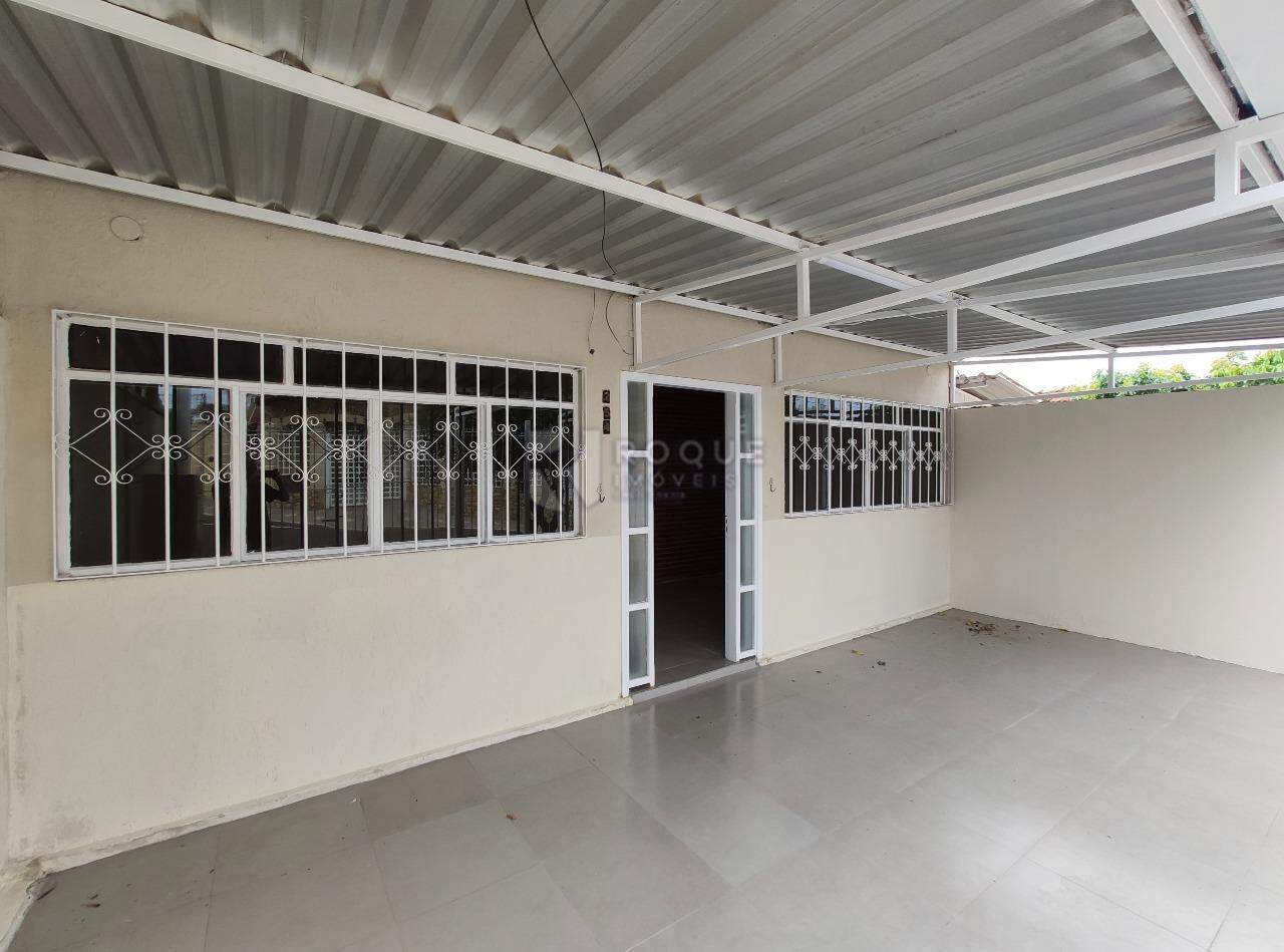 Casa Residencial para aluguel no bairro Jardim Nova Europa: Garagem 