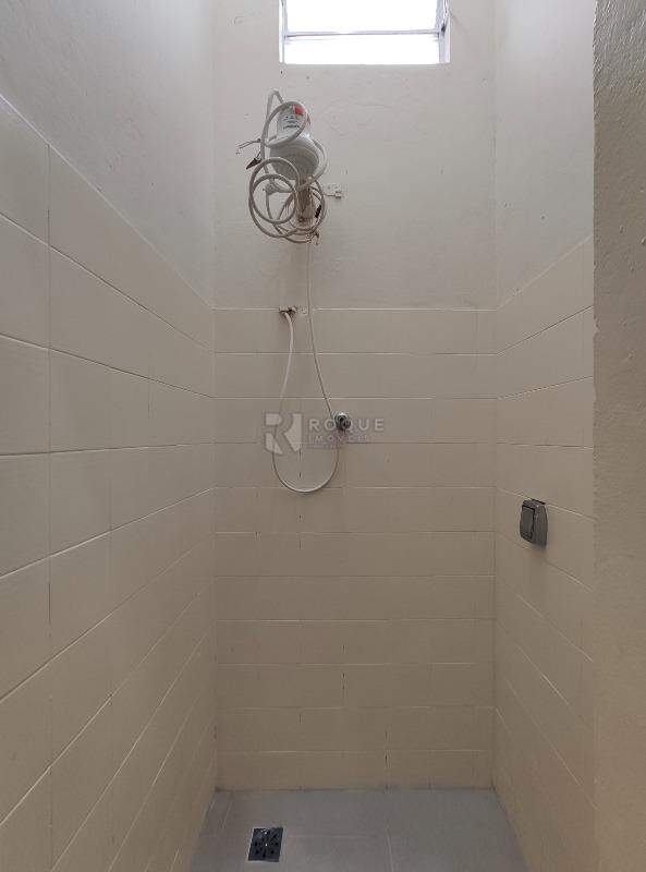 Casa Residencial para aluguel no bairro Jardim Nova Europa: WC social