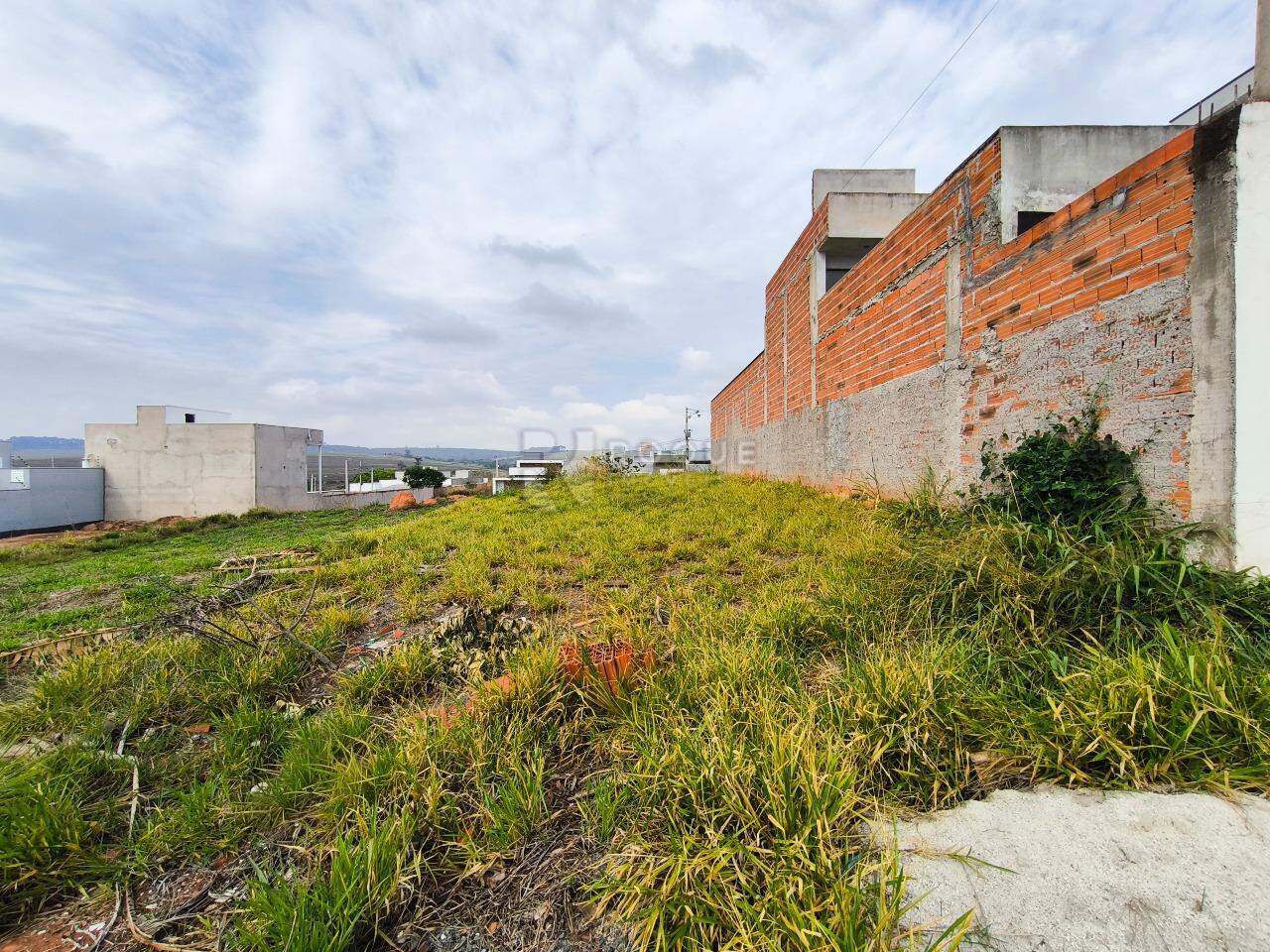 Terreno à venda no bairro Jardim Marajoara: 