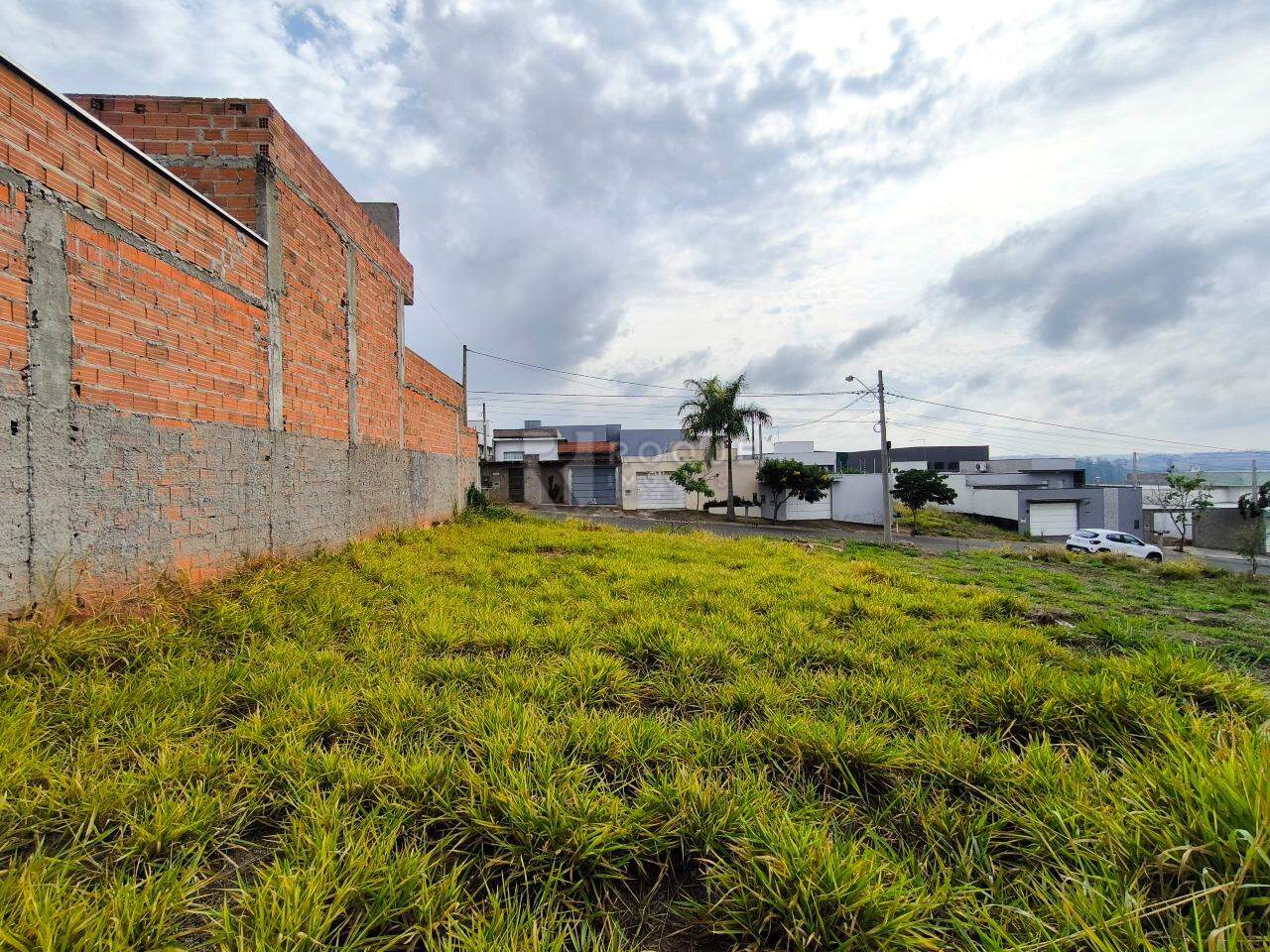 Terreno à venda no bairro Jardim Marajoara: 