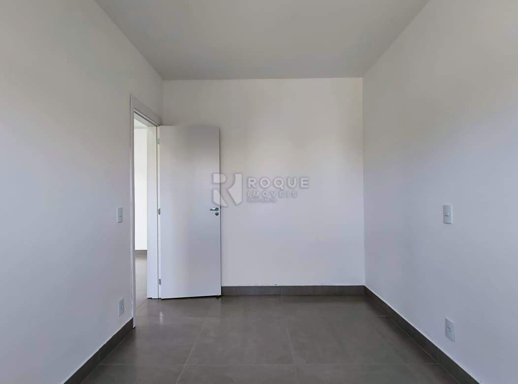 Apartamento para aluguel no bairro Chácaras Antonieta: Dormitório 01