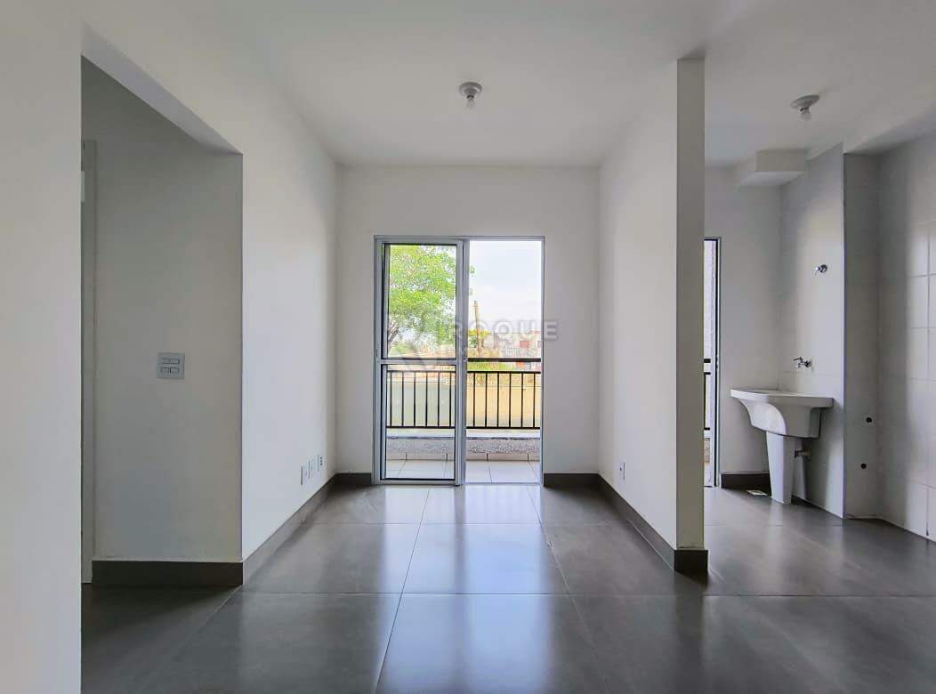 Apartamento para aluguel no bairro Chácaras Antonieta: Sala