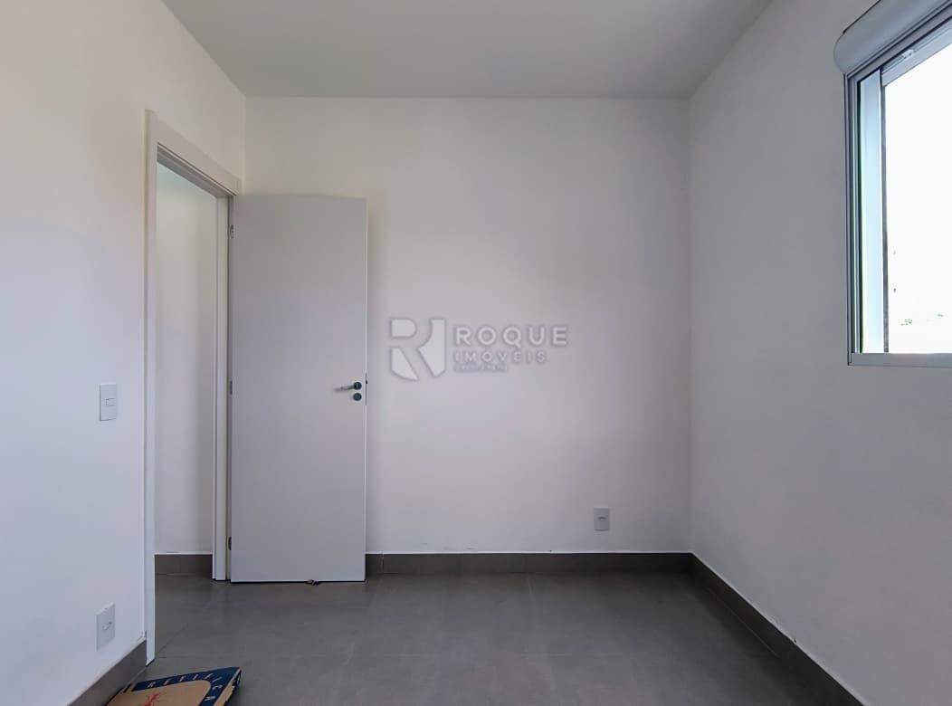 Apartamento para aluguel no bairro Chácaras Antonieta: Dormitório 02