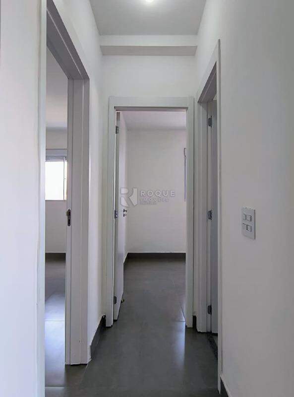 Apartamento para aluguel no bairro Chácaras Antonieta: Hall