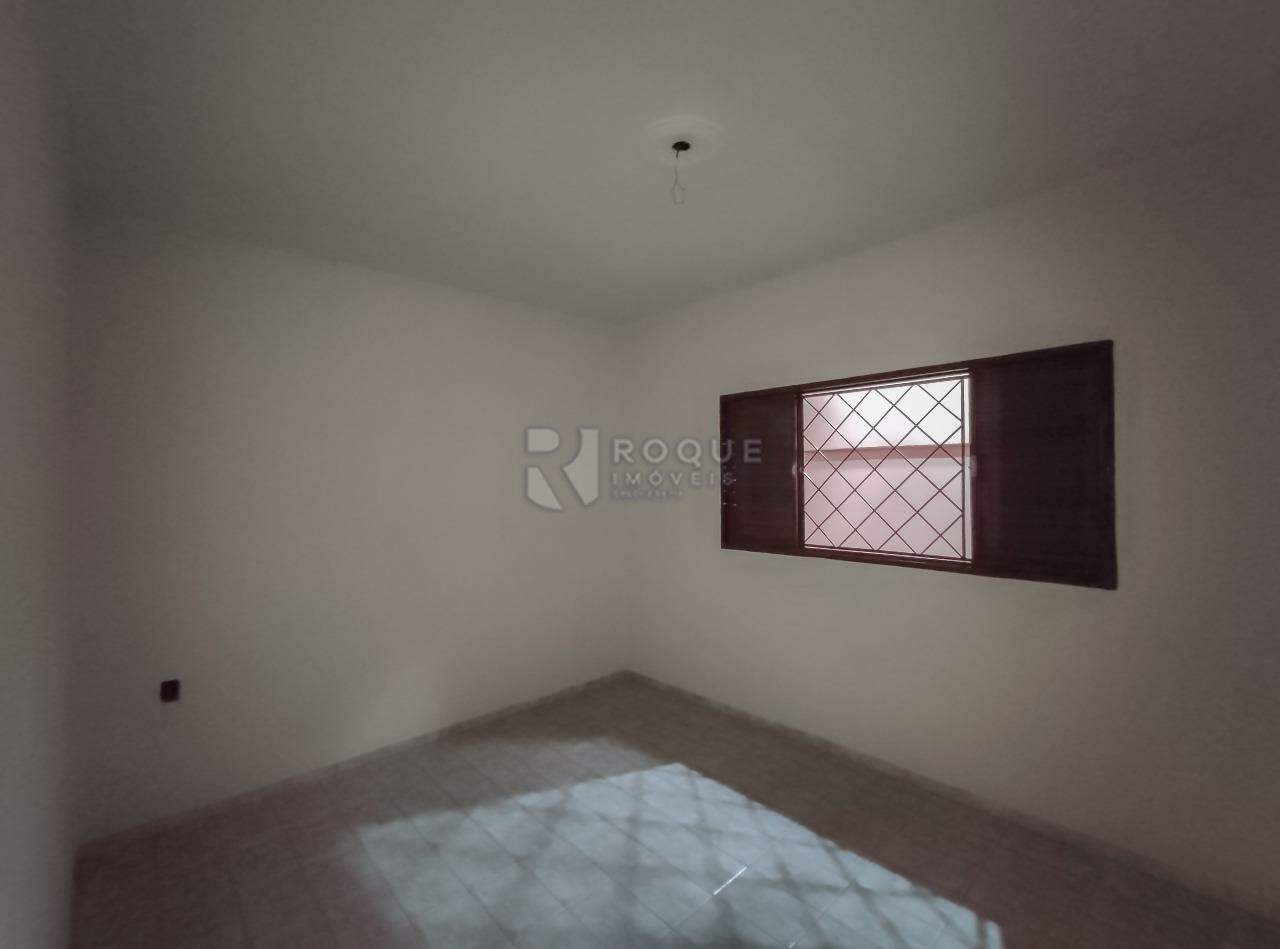 Casa Residencial para aluguel no bairro Jardim Ouro Verde: Dormitório 1