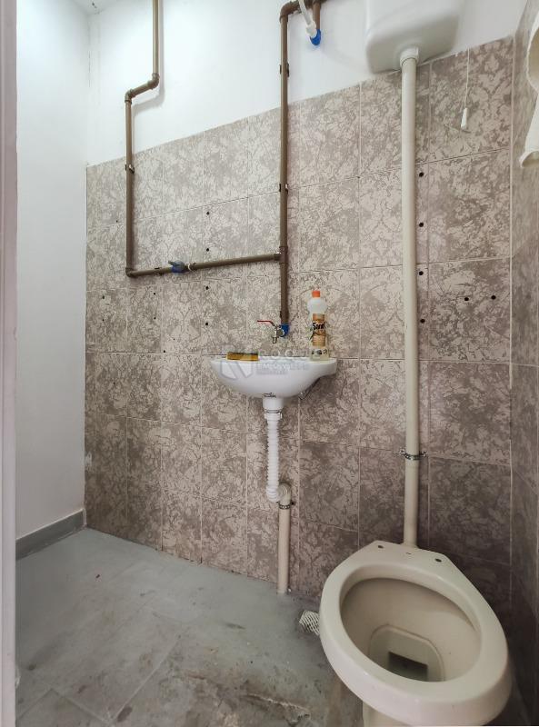 Salão para aluguel no bairro Jardim Ouro Verde: WC social