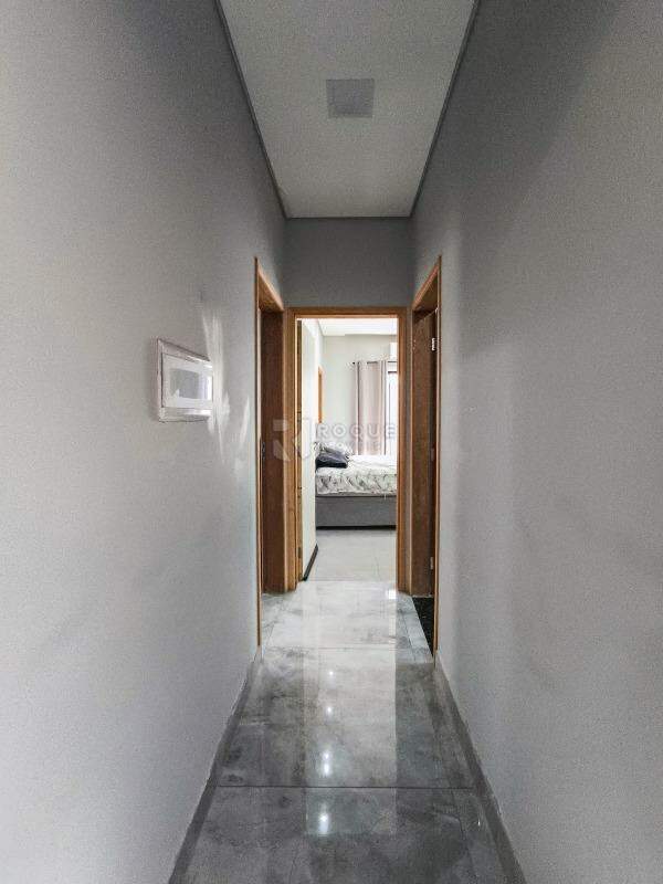 Casa Residencial à venda no bairro Jardim Marajoara: CORREDOR INTERNO