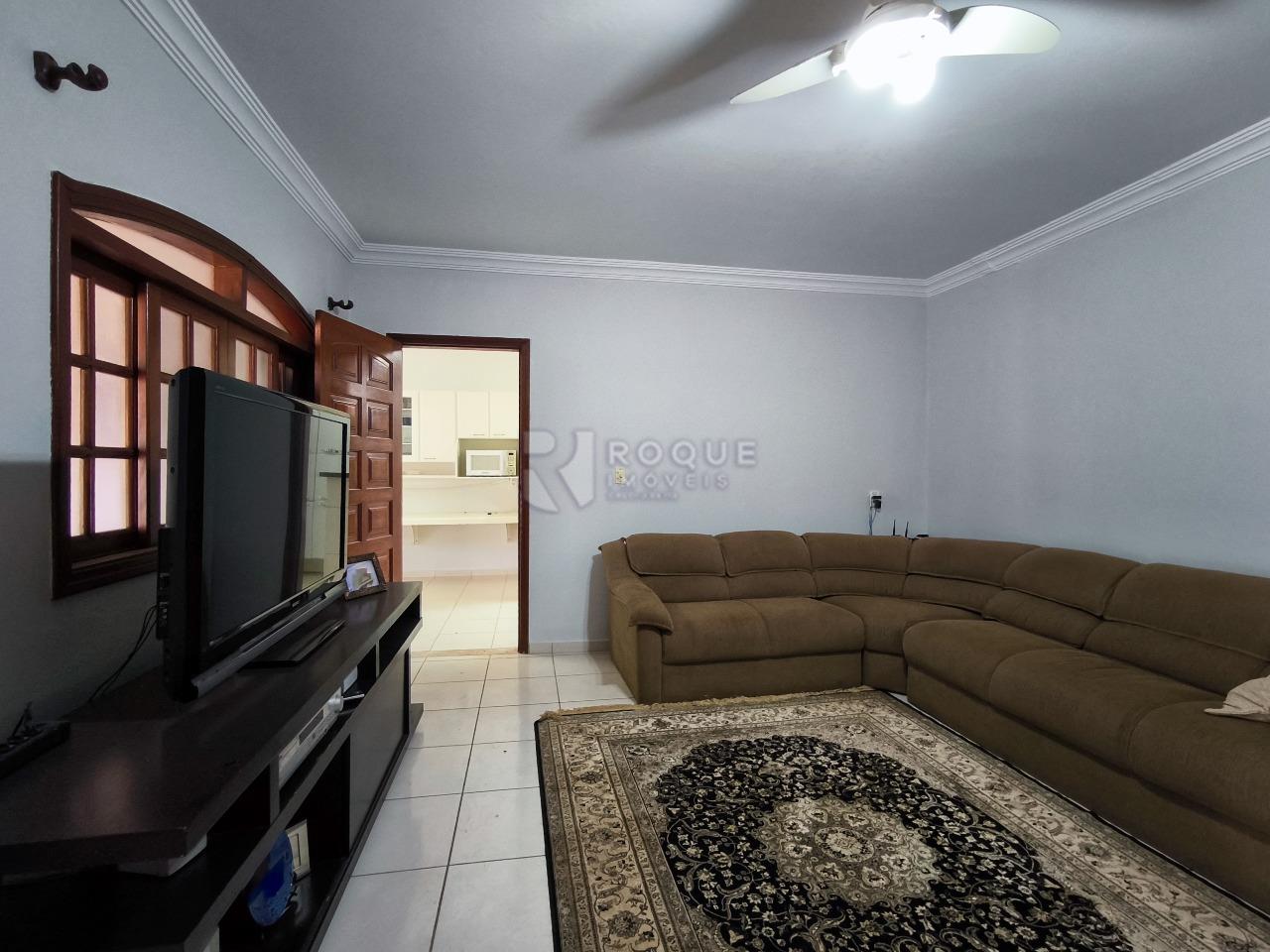 Chácara à venda no bairro Bairro dos Loiolas: SALA DE ESTAR