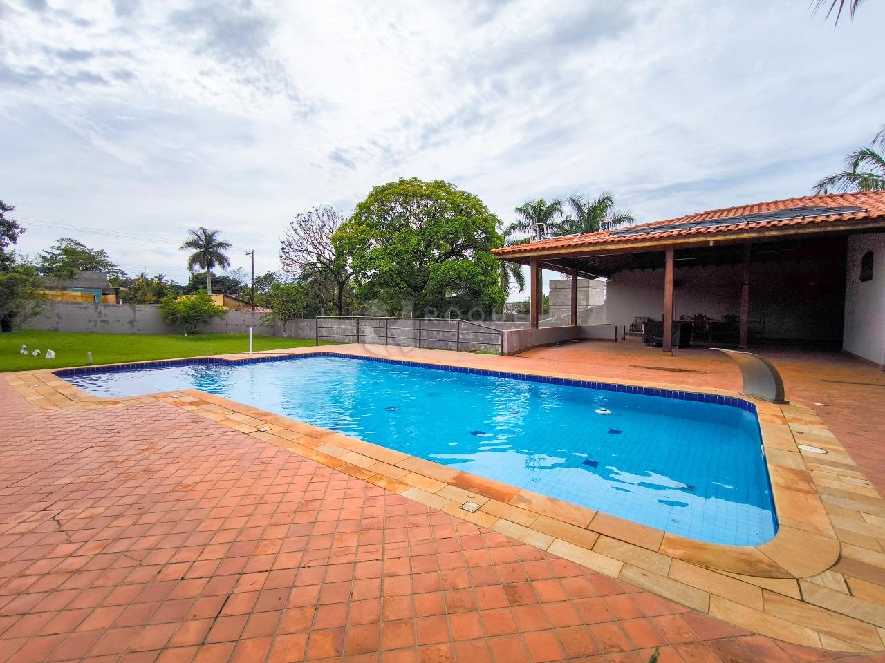 Chácara à venda no bairro Bairro dos Loiolas: PISCINA
