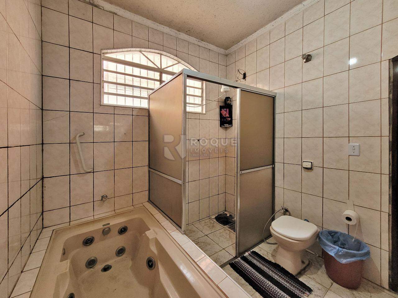 Casa Residencial à venda no bairro Parque Residencial Sthalberg: BANHEIRO SUÍTE