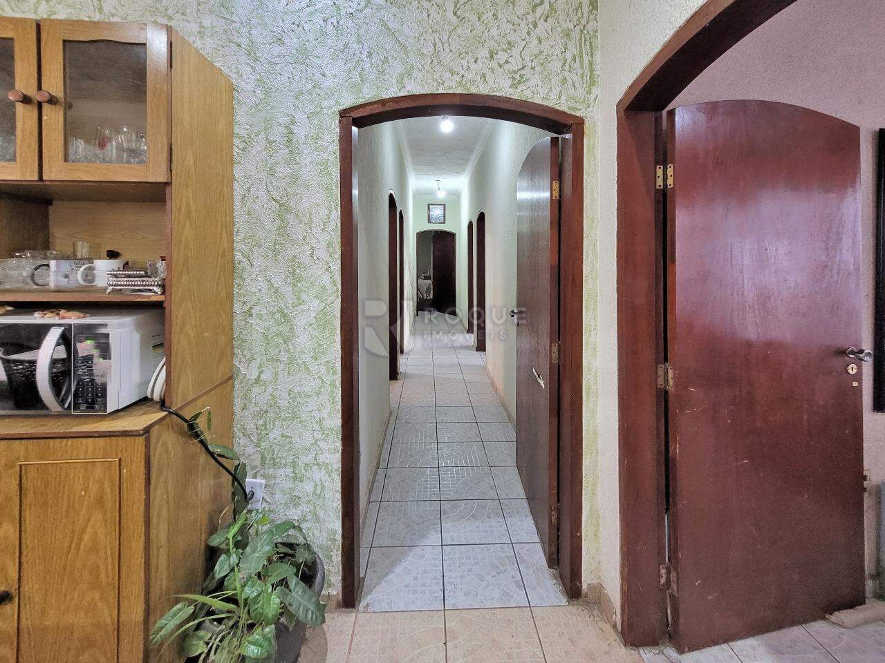 Casa Residencial à venda no bairro Parque Residencial Sthalberg: CORREDOR INTERNO