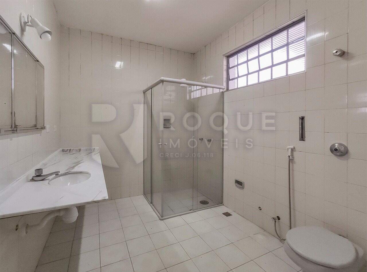 Casa Residencial à venda no bairro Residencial Chácara São José: WC 
