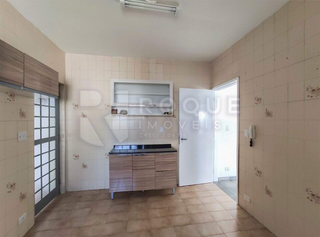 Casa Residencial à venda no bairro Residencial Chácara São José: Cozinha 