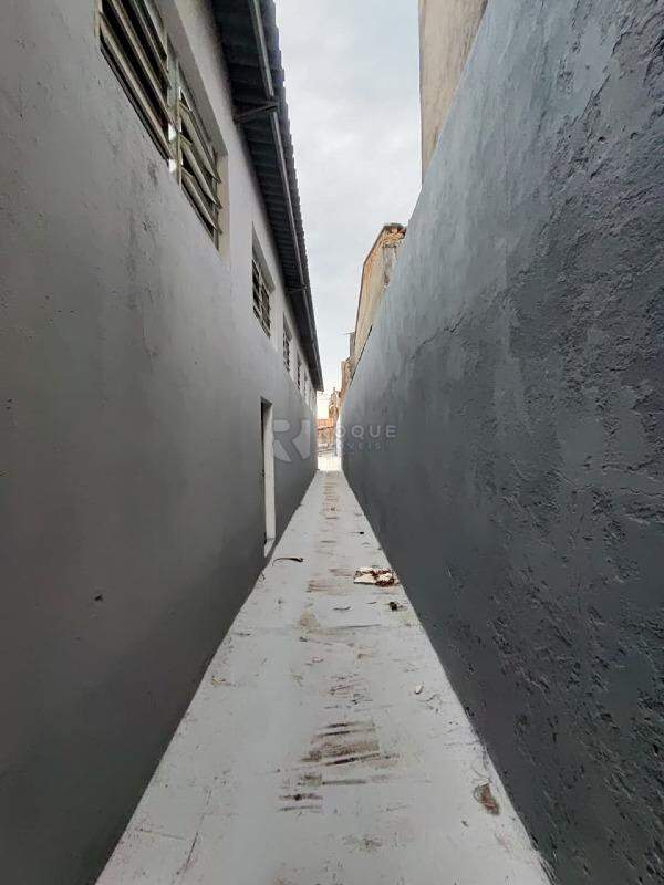 Barracão/Galpão para aluguel no bairro Jardim Boa Esperança: Corredor Externo