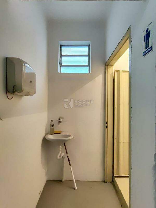 Barracão/Galpão para aluguel no bairro Jardim Boa Esperança: WC 02