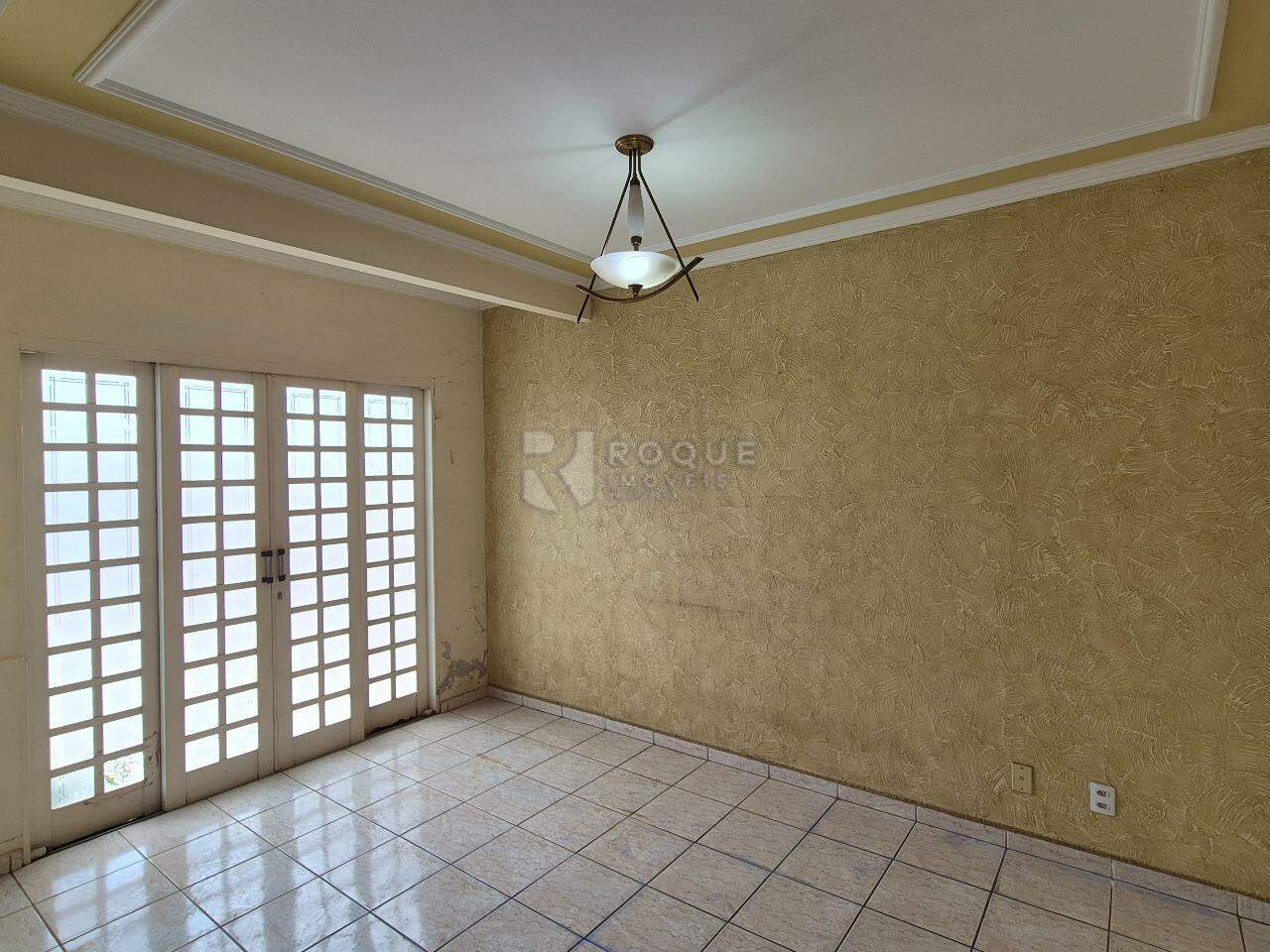Casa Residencial para aluguel no bairro Vila Claudia: Copa