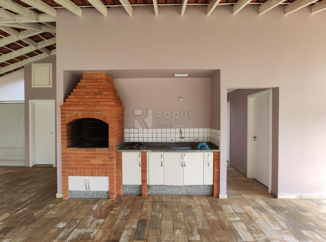 Casa em condomínio para aluguel no bairro Portal das Rosas: Churrasqueira