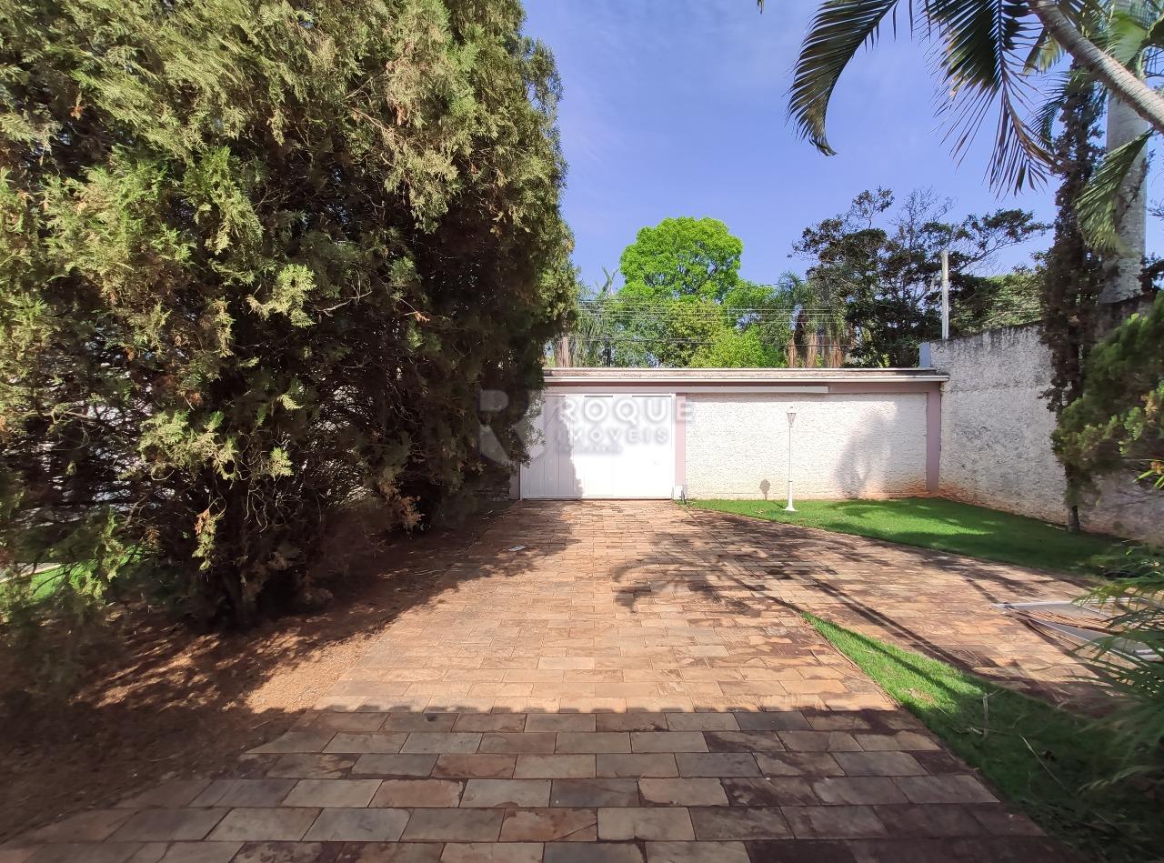 Casa em condomínio para aluguel no bairro Portal das Rosas: Frente