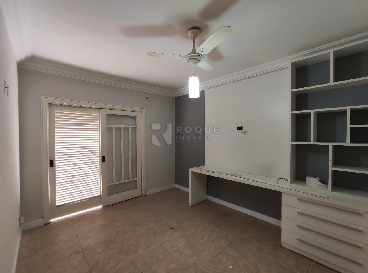 Casa em condomínio para aluguel no bairro Portal das Rosas: Dormitório 3 segundo andar