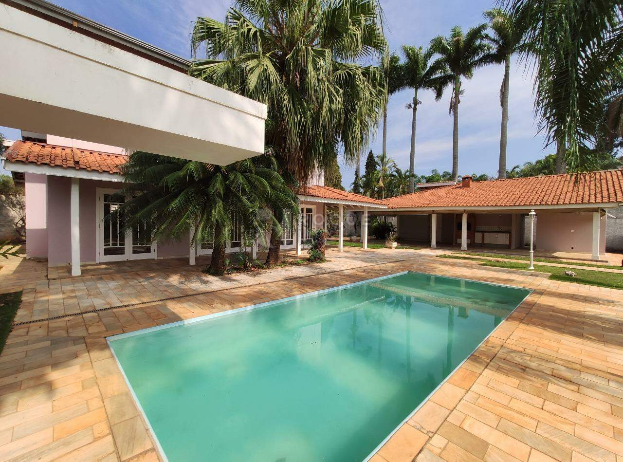 Casa em condomínio para aluguel no bairro Portal das Rosas: Piscina