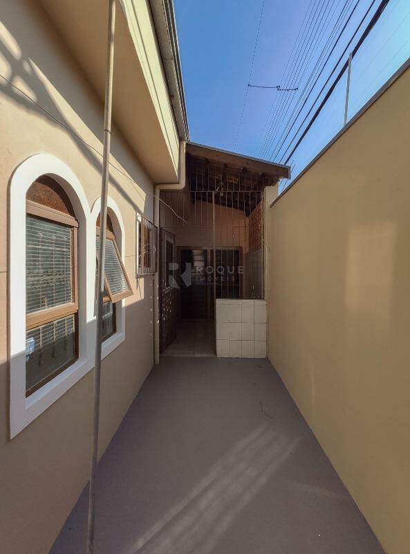 Casa Residencial à venda no bairro Jardim Gustavo Picinini: Corredor
