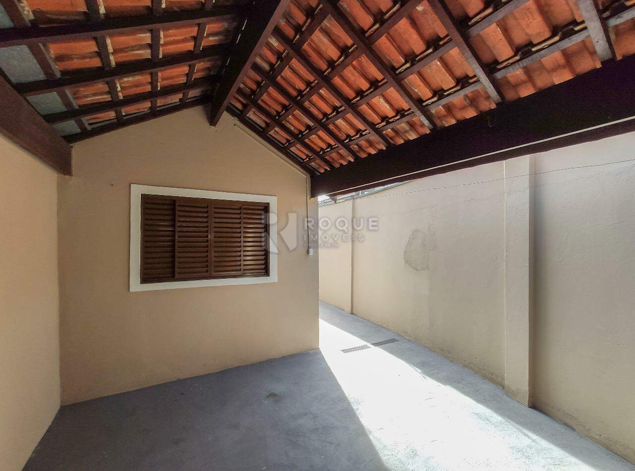 Casa Residencial à venda no bairro Jardim Gustavo Picinini: Garagem