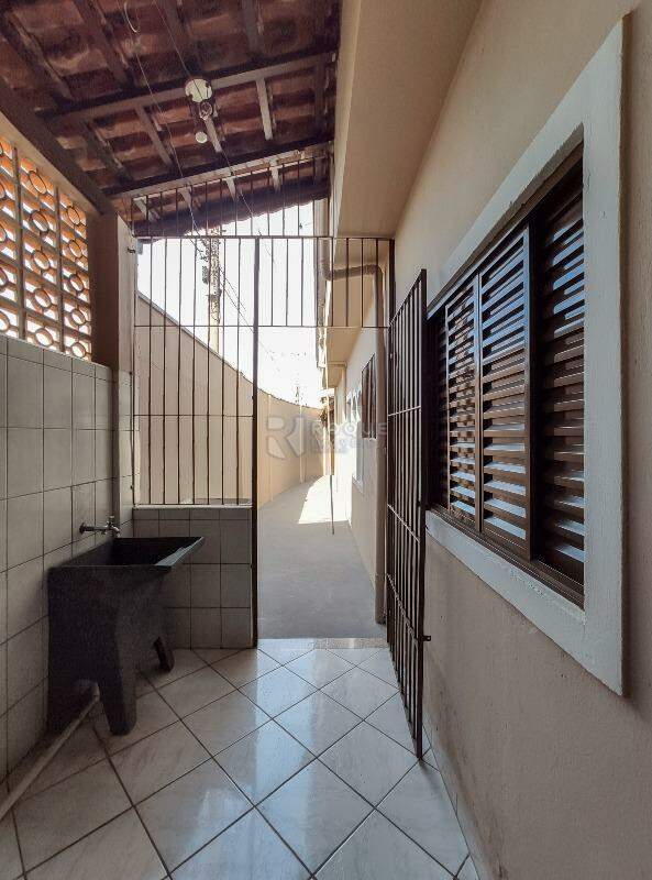 Casa Residencial à venda no bairro Jardim Gustavo Picinini: Área de serviço