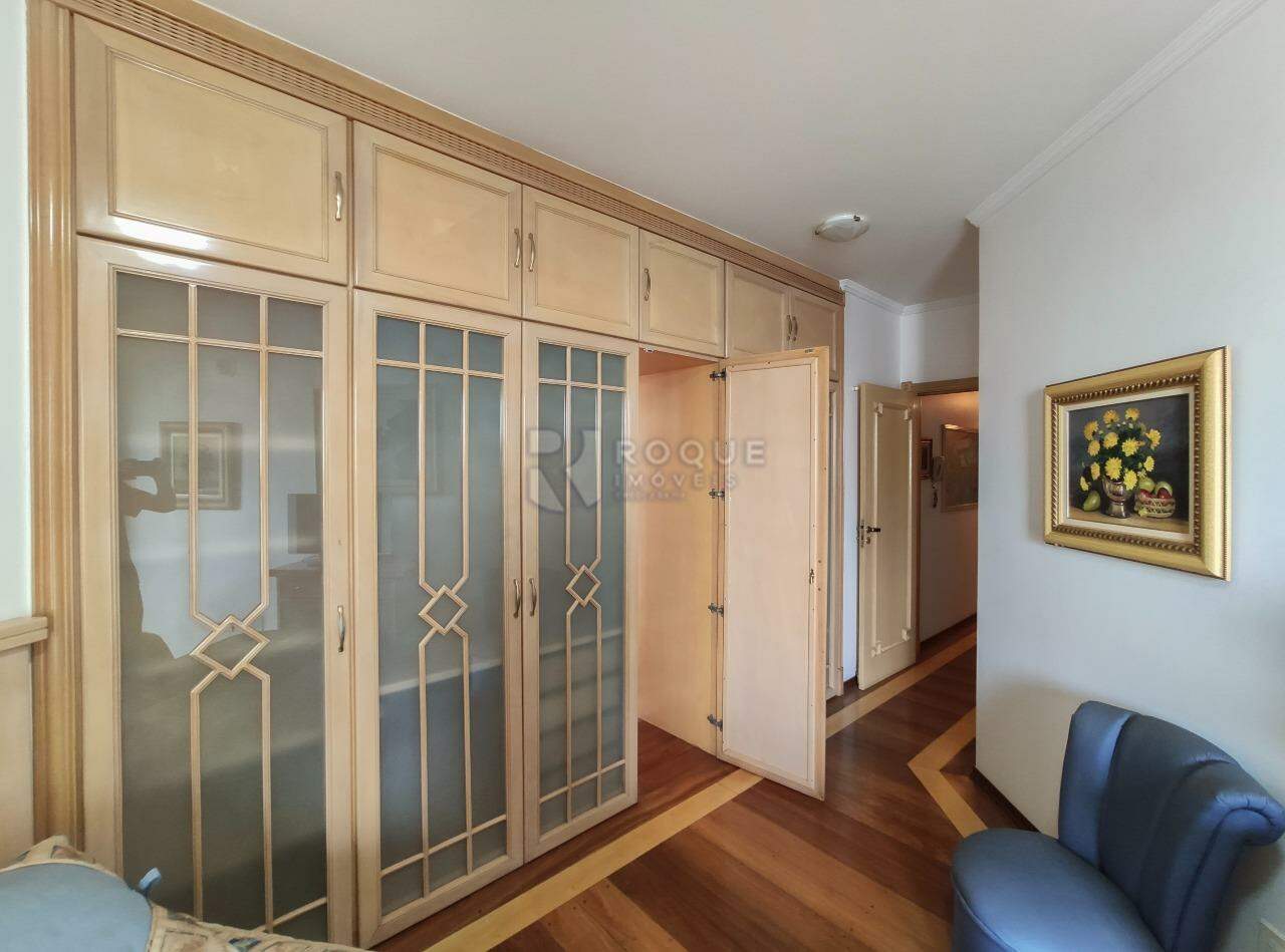 Apartamento à venda no bairro Centro:  Suíte 3