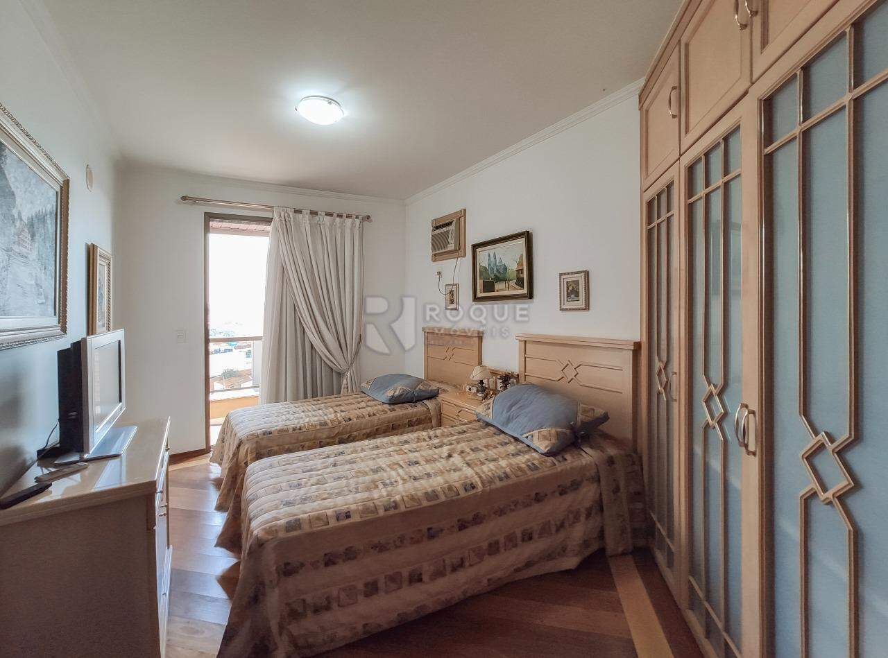 Apartamento à venda no bairro Centro:  Suíte 3