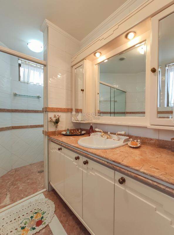 Apartamento à venda no bairro Centro: WC  Suíte 3