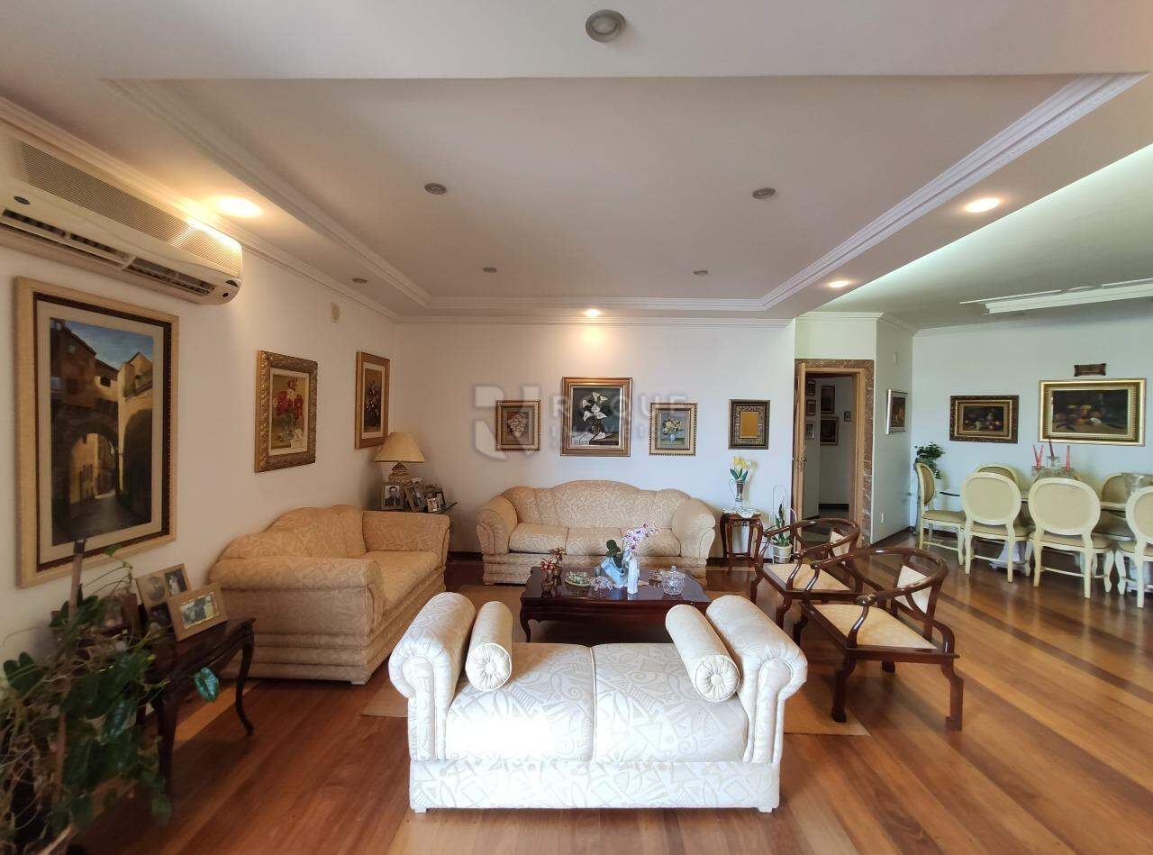 Apartamento à venda no bairro Centro: Sala