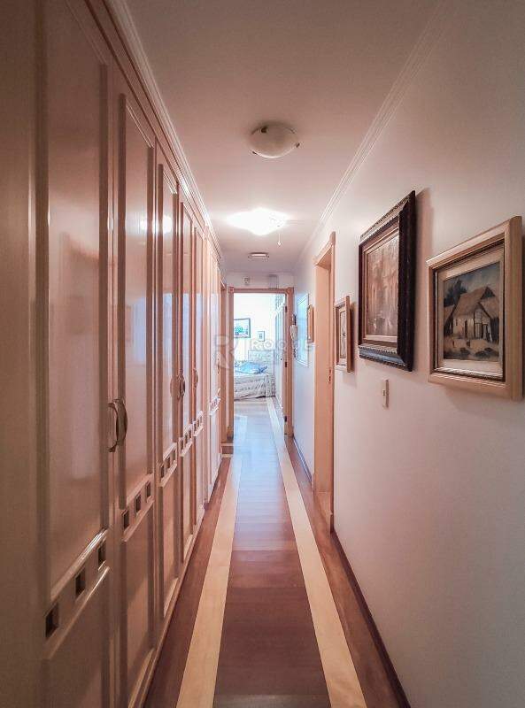 Apartamento à venda no bairro Centro: Hall 