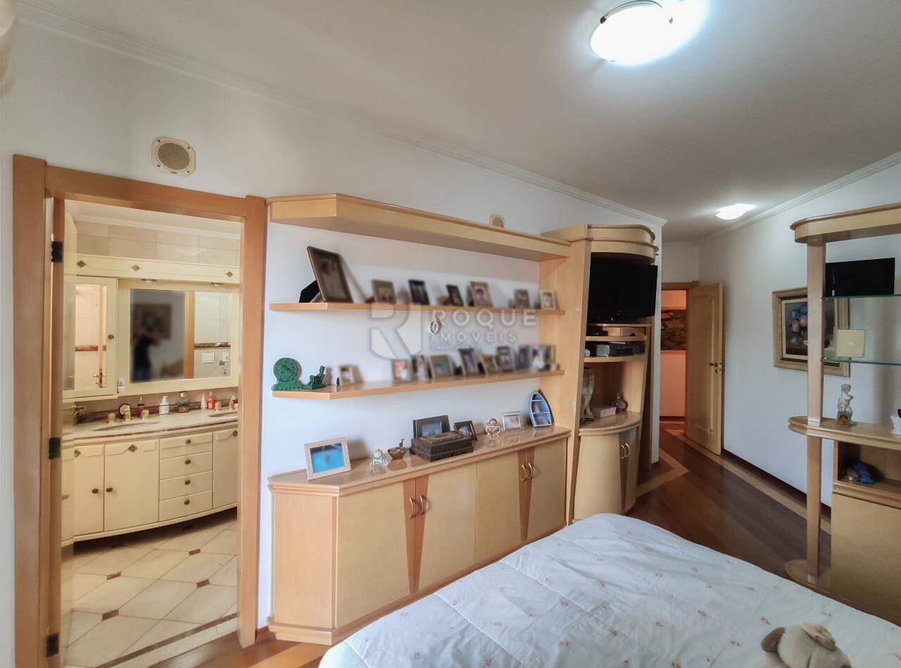 Apartamento à venda no bairro Centro: Suíte 2