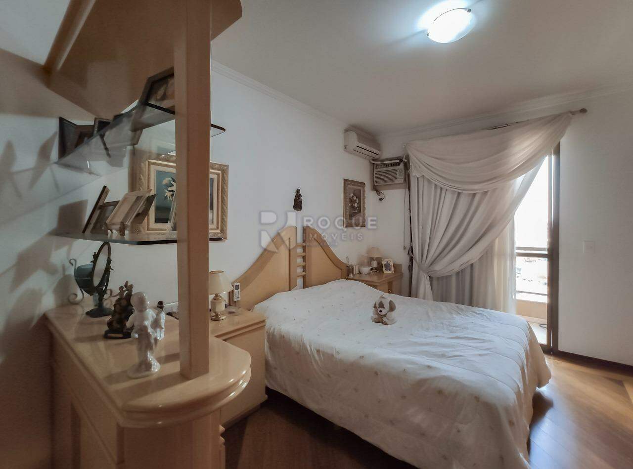 Apartamento à venda no bairro Centro: Suíte 2