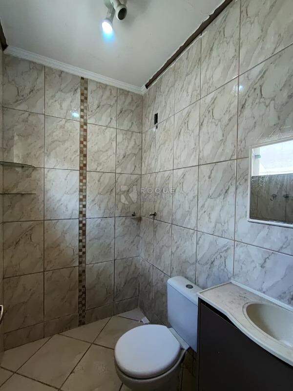 Casa Residencial para aluguel no bairro Jardim São Lourenço: WC Suíte