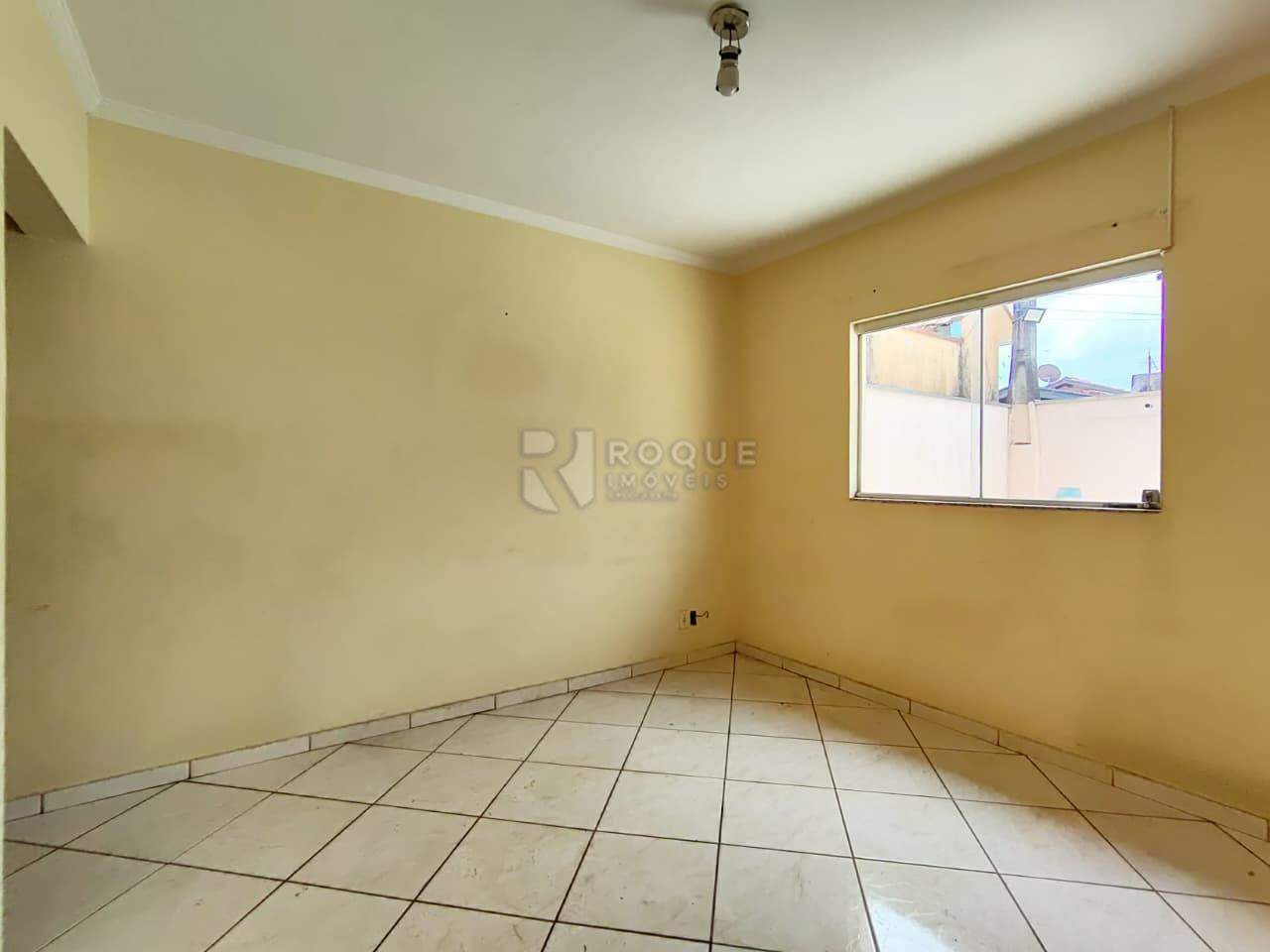Casa Residencial para aluguel no bairro Jardim São Lourenço: Sala