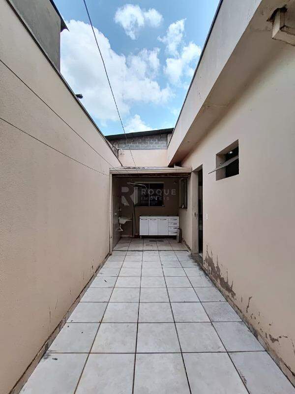Casa Residencial para aluguel no bairro Jardim São Lourenço: Área Externa
