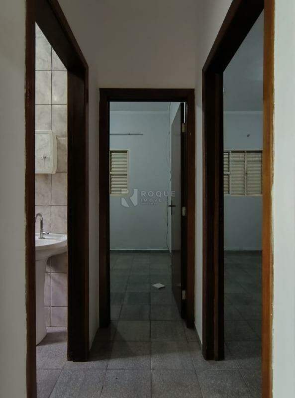 Casa Residencial para aluguel no bairro Parque Residencial Aeroporto: Hall