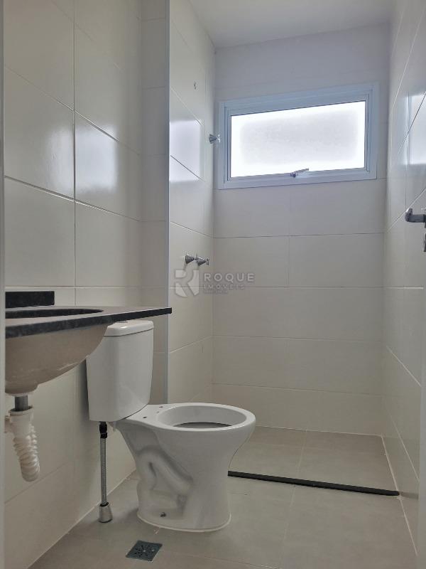 Apartamento à venda no bairro Jardim Santa Adélia: BANHEIRO SOCIAL
