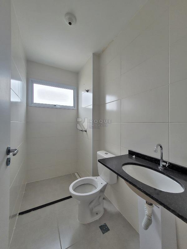 Apartamento à venda no bairro Jardim Santa Adélia: BANHEIRO SUÍTE