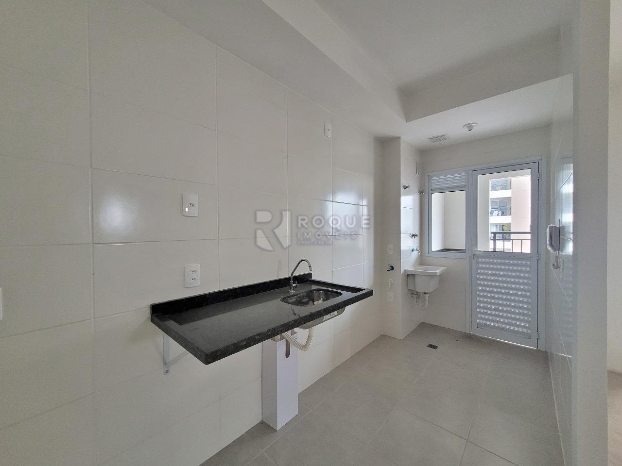 Apartamento à venda no bairro Jardim Santa Adélia: COZINHA