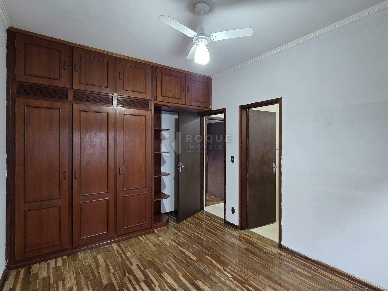 Casa Residencial à venda no bairro Jardim Santo André: Suíte