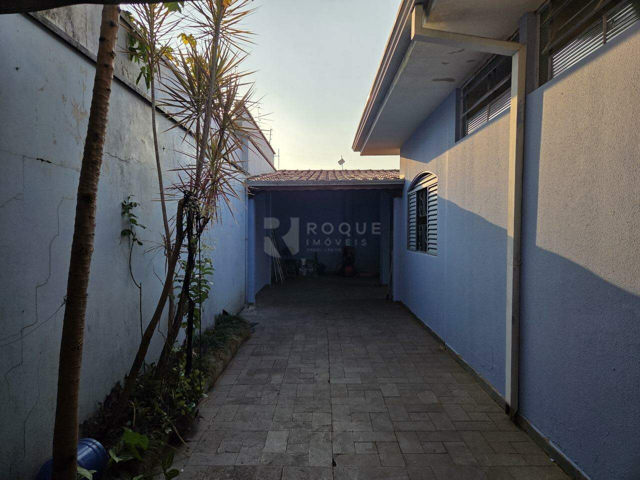 Casa Residencial à venda no bairro Jardim Santo André: Garagem/Acesso fundos