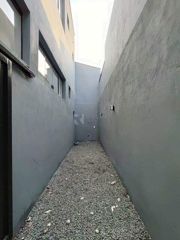 Barracão/Galpão para aluguel no bairro Parque Hippolyto: Área Externa