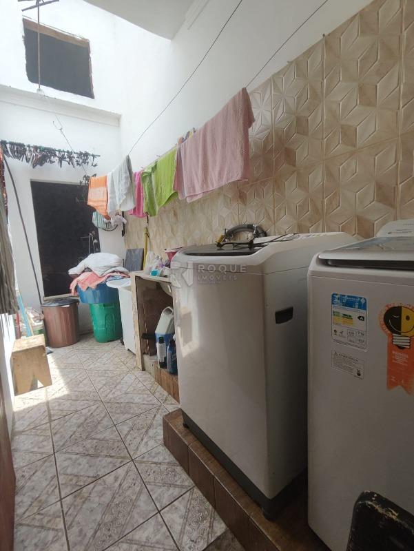 Casa Residencial à venda no bairro Jardim Lagoa Nova: LAVANDERIA