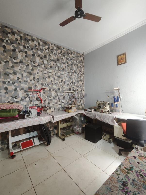 Casa Residencial à venda no bairro Jardim Lagoa Nova: DORMITÓRIO 2